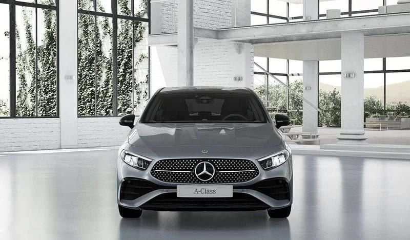 Nuova Mercedes A200 150 CV (110 kW) 2026 Argento hightech