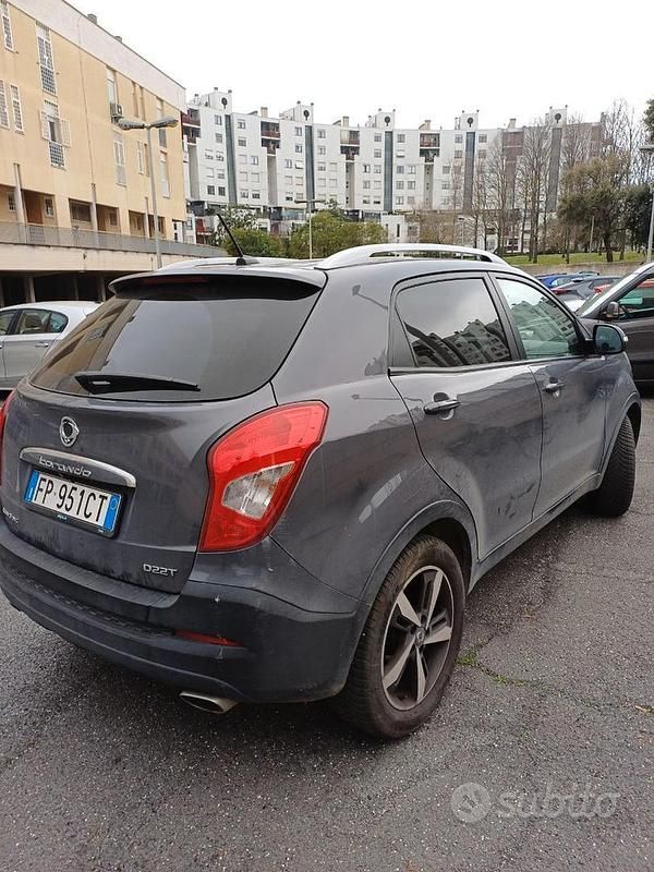 Usata Ssangyong (KGM) Korando Limited 178 CV (130 kW) 2018 Grigio SUV
