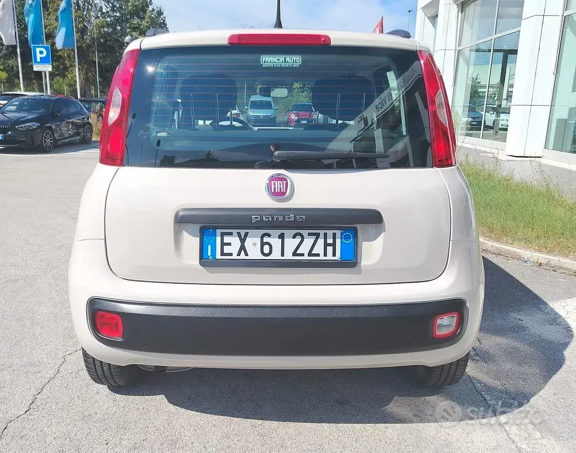 Usata Fiat Panda 75 CV (55 kW) 2014 Beige Utilitaria