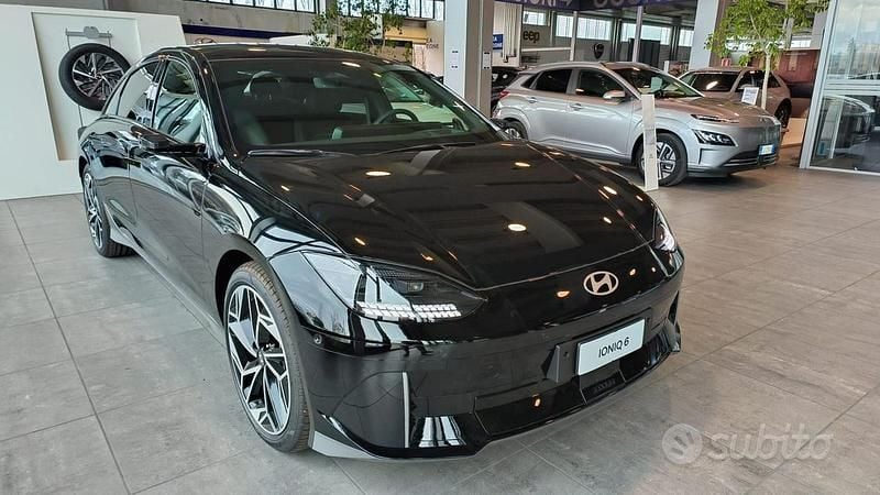 Usata Hyundai Ioniq 6 80 kW (110 CV) 2023 Nero Berlina
