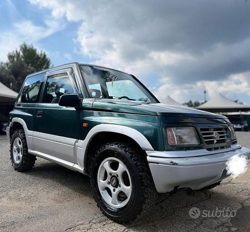 Usata Suzuki Vitara 87 CV (63 kW) 2004 Grigio SUV