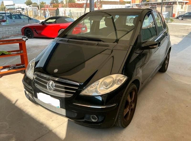 Usata Mercedes A150 Avantgarde 95 CV (69 kW) 2005 Grigio Berlina
