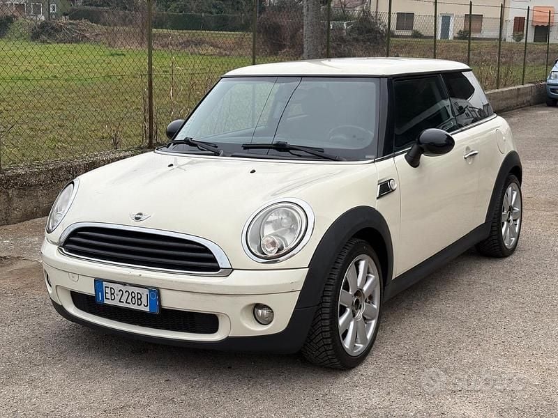 Usata Mini ONE 75 CV (55 kW) 2010 Bianco Utilitaria