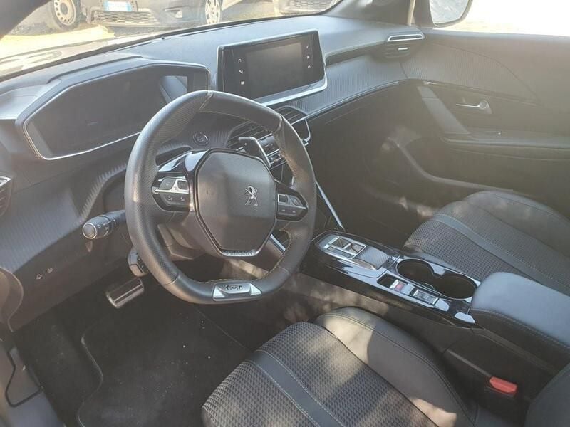 Usata Peugeot 208 GT 101 CV (74 kW) 2023 Grigio Utilitaria