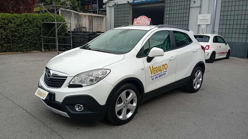 Usata Opel Mokka Cosmo 131 CV (96 kW) 2013 Bianco SUV