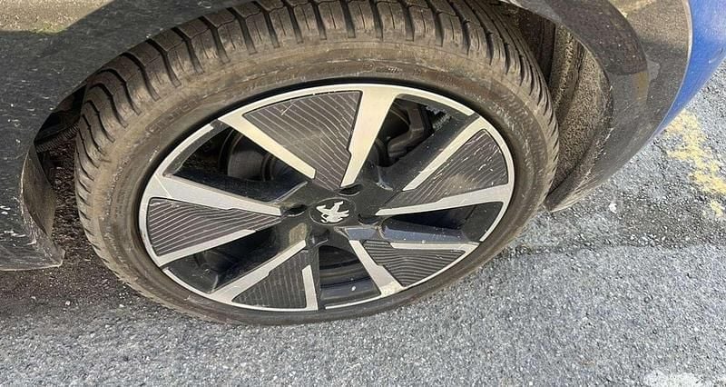 Usata Peugeot 208 GTi 56 kW (77 CV) 2020 Utilitaria