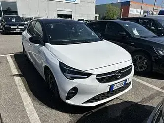 Usata Opel Corsa Design & Tech 75 CV (55 kW) 2023 Utilitaria