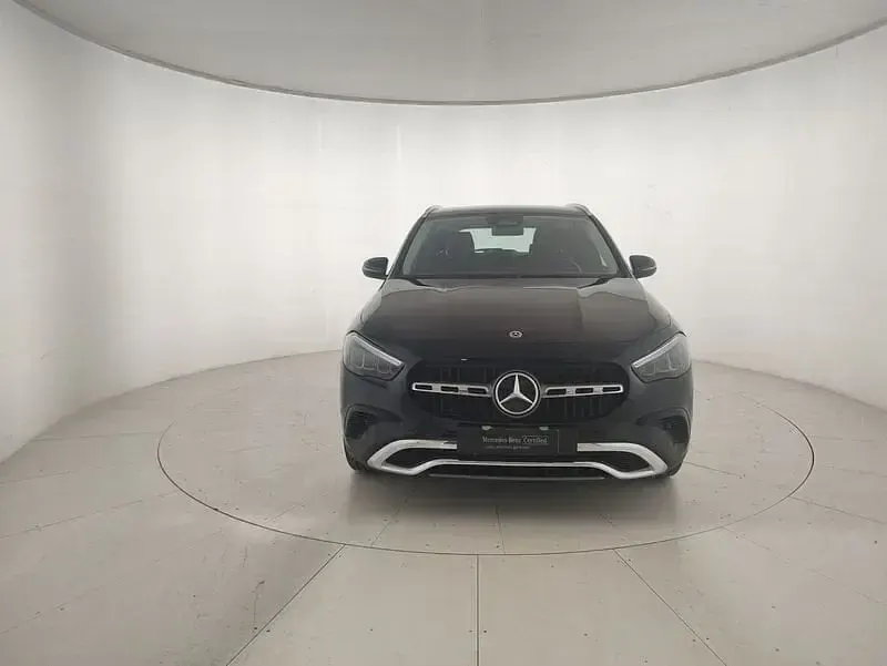 Usata Mercedes GLA200 Advanced 150 CV (110 kW) 2025 Nero SUV