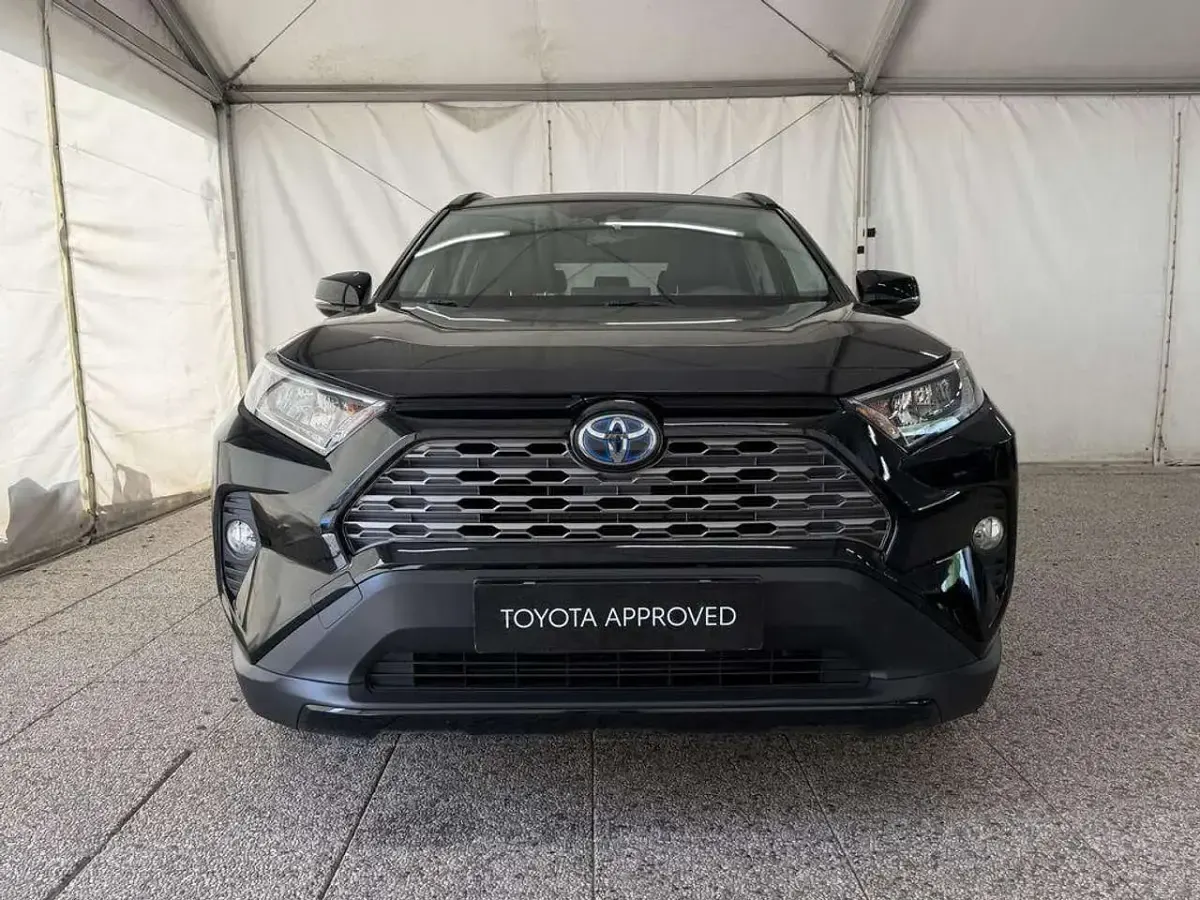 Usata Toyota RAV4 Hybrid 218 CV (160 kW) 2021 Nero SUV
