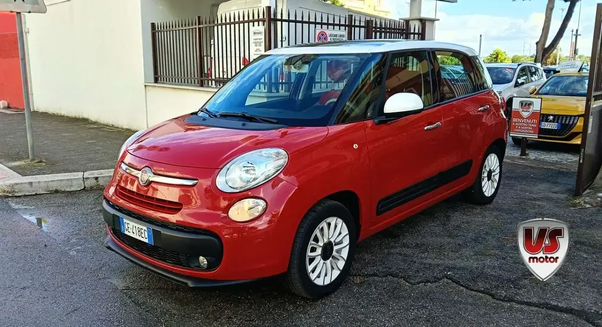 Usata Fiat 500L Lounge 105 CV (77 kW) 2013 Rosso Monovolume