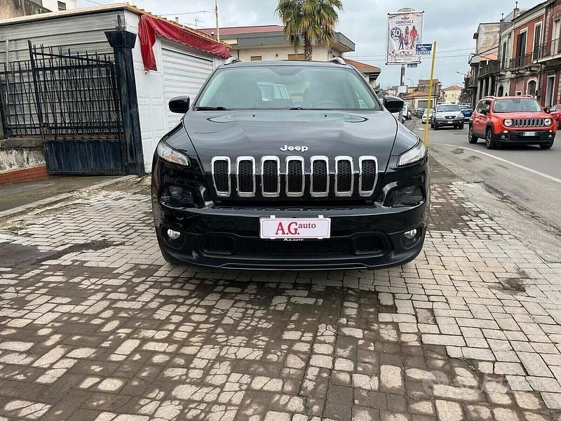 Usata Jeep Cherokee Longitude 185 CV (136 kW) 2015 Nero SUV