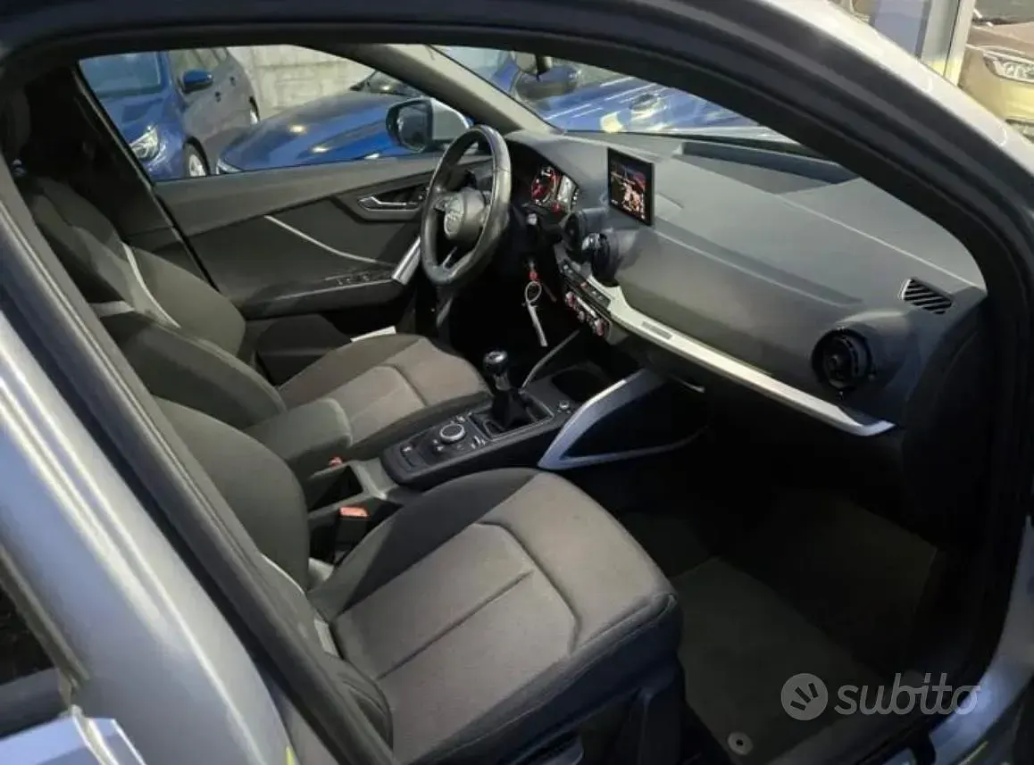 Usata Audi Q2 116 CV (85 kW) 2017 Grigio SUV