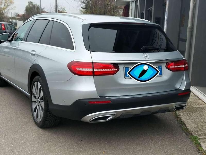 Gebraucht Mercedes E220 All-Terrain 194 PS (142 kW) 2018 Silber Kombi