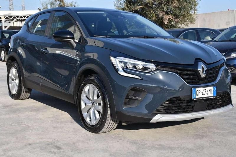 Usata Renault Captur Equilibre 91 CV (66 kW) 2023 Grigio SUV