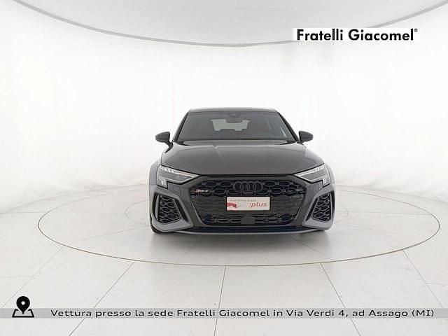 Usata Audi RS3 Sportback Ambiente 400 CV (294 kW) 2023 Grigio daytona perla Utilitaria