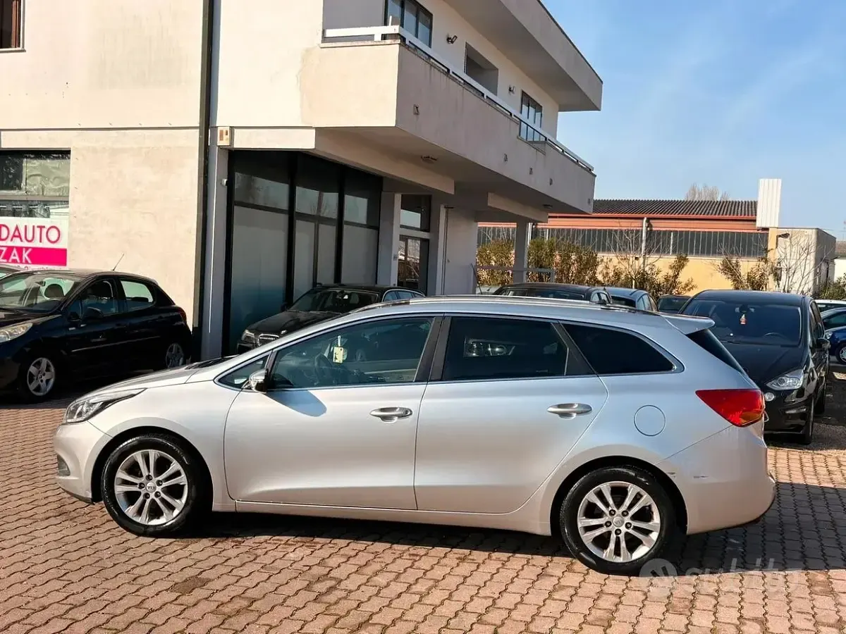 Usata Kia Ceed Sportswagon 110 CV (80 kW) 2013 Grigio Station wagon