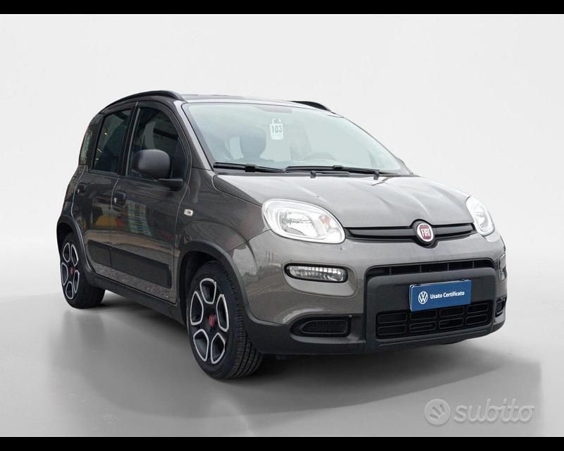 Usata Fiat Panda City Life 69 CV (50 kW) 2022 Grigio Utilitaria