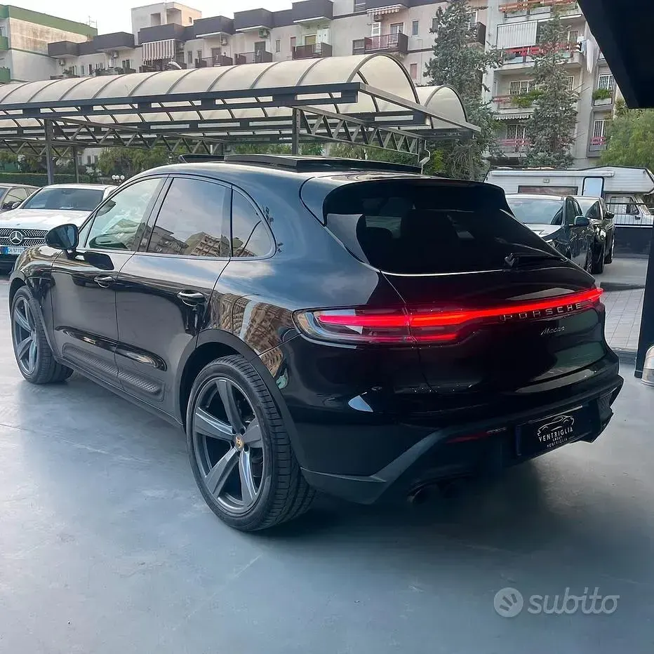 Usata Porsche Macan 265 CV (194 kW) 2023 Nero SUV