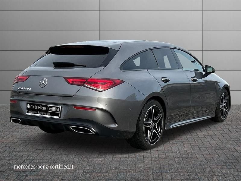 Usata Mercedes CLA200 Shooting Brake Premium 150 CV (110 kW) 2022 Grigio medio metallizzato Station wagon