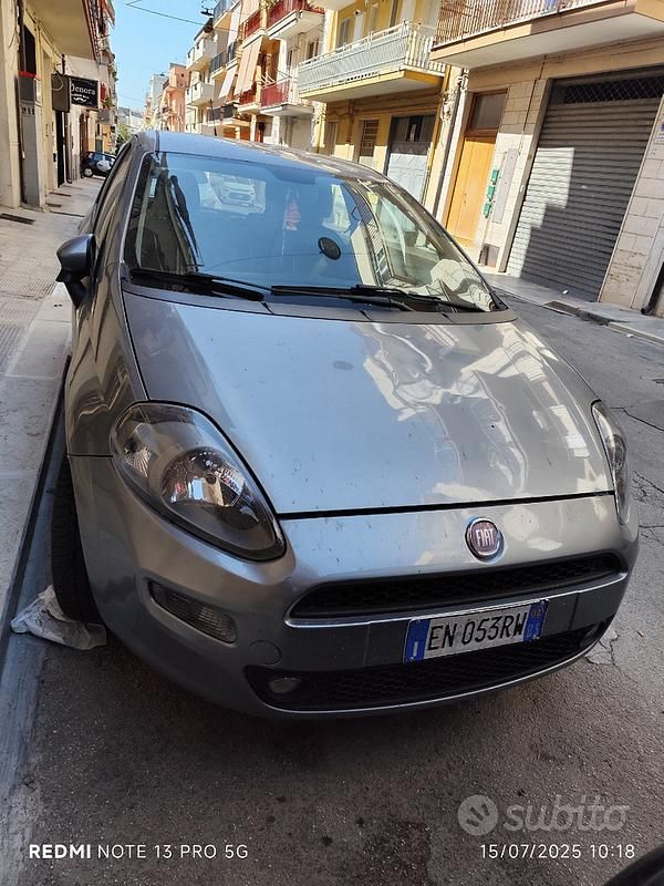 Usata Fiat Punto Easy 75 CV (55 kW) 2012 Grigio Utilitaria