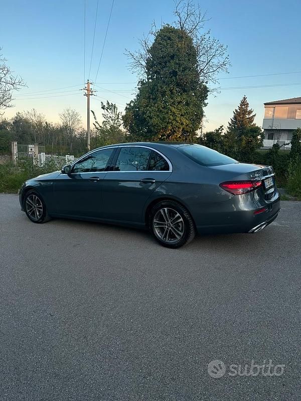 Usata Mercedes E200 160 CV (117 kW) 2021 Berlina