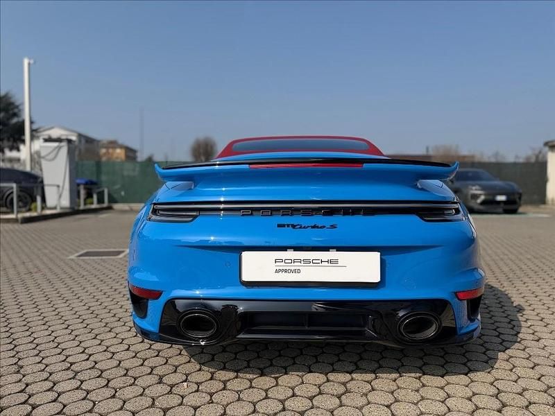 Usata Porsche 911 Turbo S Cabriolet 650 CV (478 kW) 2022 Blu metallizzato Cabrio