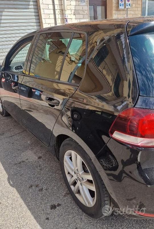 Usata VW Golf VI 110 CV (80 kW) 2009 Nero Utilitaria