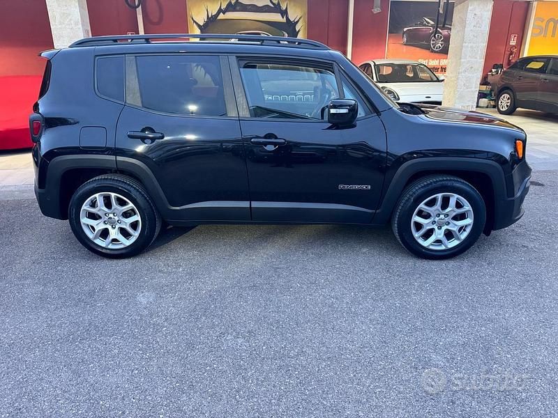 Usata Jeep Renegade Limited 120 CV (88 kW) 2017 Nero SUV