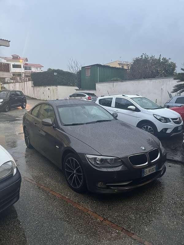 Usata BMW 320 184 CV (135 kW) 2012 Coupé