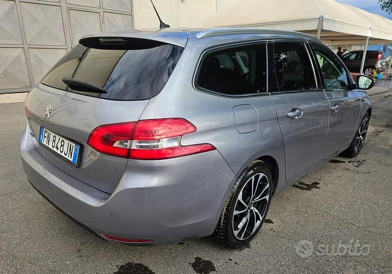 Usata Peugeot 308 SW GT-line 120 CV (88 kW) 2018 Grigio Station wagon