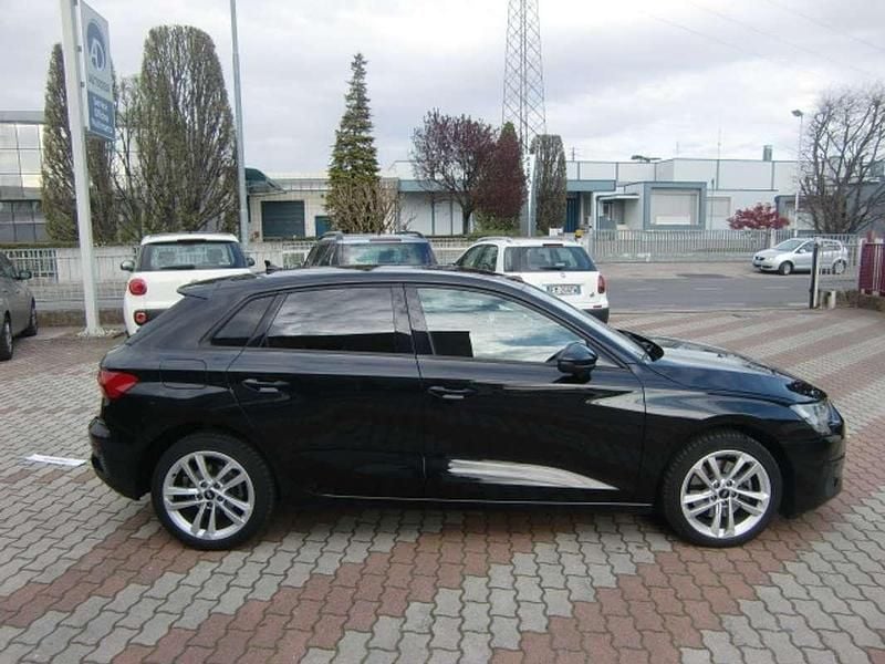 Usata Audi A3 150 CV (110 kW) 2021 Nero Berlina