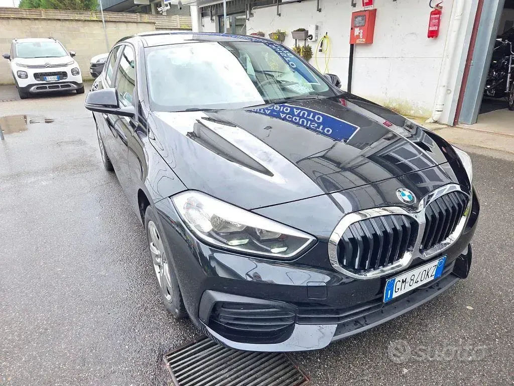 Usata BMW 116 Advantage 116 CV (85 kW) 2022 Nero Utilitaria