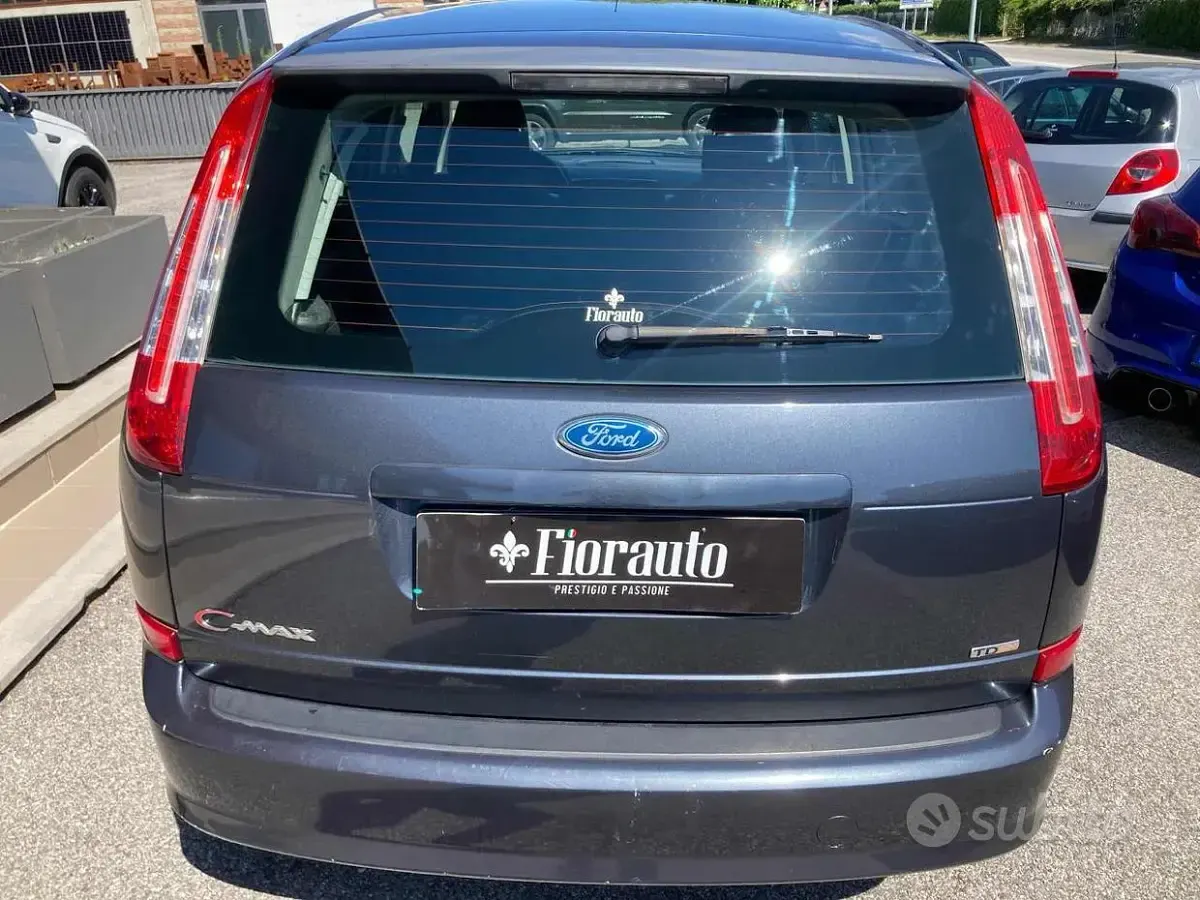 Usata Ford C-MAX Titanium 109 CV (80 kW) 2009 Grigio Monovolume