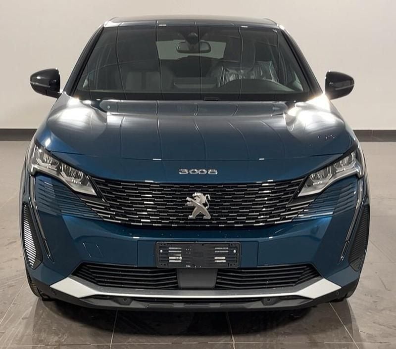 Usata Peugeot 3008 Allure 131 CV (96 kW) 2024 Blu SUV