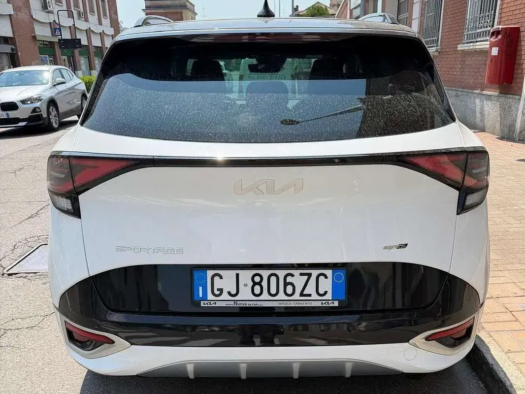 Usata Kia Sportage GT-Line 179 CV (131 kW) 2022 Bianco SUV
