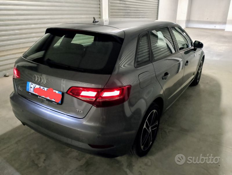 Usata Audi A3 116 CV (85 kW) 2017 Grigio Berlina