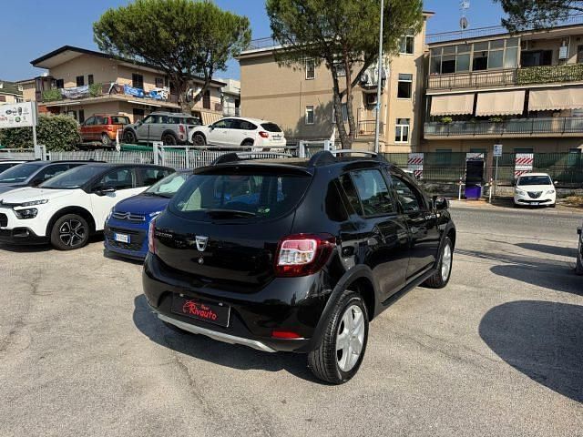 Usata Dacia Sandero Prestige 90 CV (66 kW) 2013 Nero Berlina