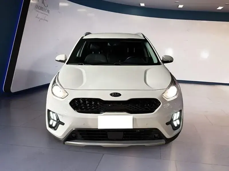 Usata Kia Niro 104 CV (76 kW) 2021 Bianco SUV