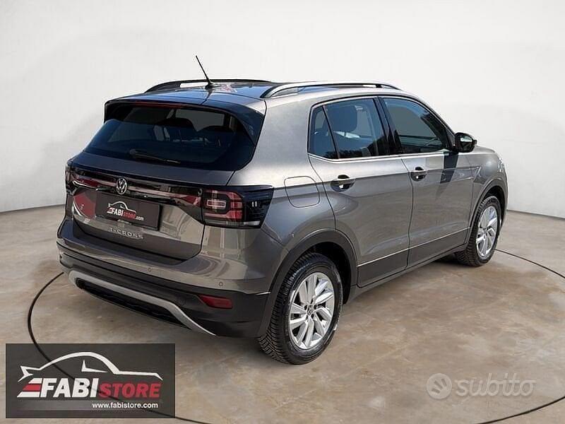 Usata VW T-Cross Advance 110 CV (80 kW) 2021 Grigio SUV