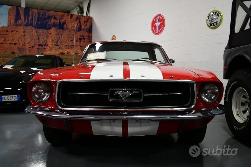 Usata Ford Mustang 1960 Rosso Coupé