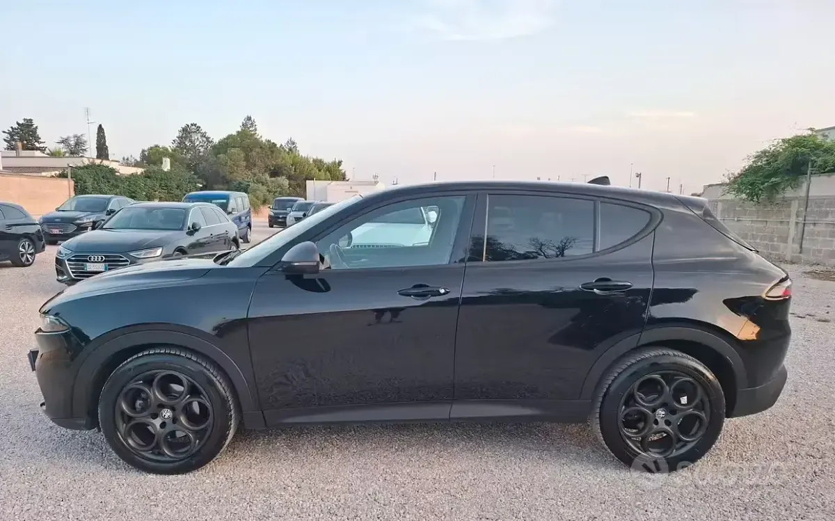 Usata Alfa Romeo Tonale Sprint 131 CV (96 kW) 2023 Nero SUV
