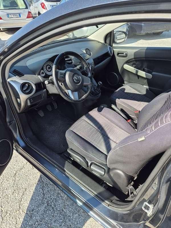 Usata Mazda 2 75 CV (55 kW) 2008 Berlina
