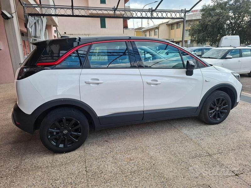 Usata Opel Crossland X Edition 110 CV (80 kW) 2022 Bianco SUV