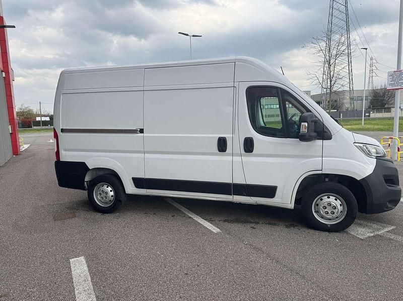 Usata Opel Movano Edition 141 CV (103 kW) 2022 Bianco Furgone