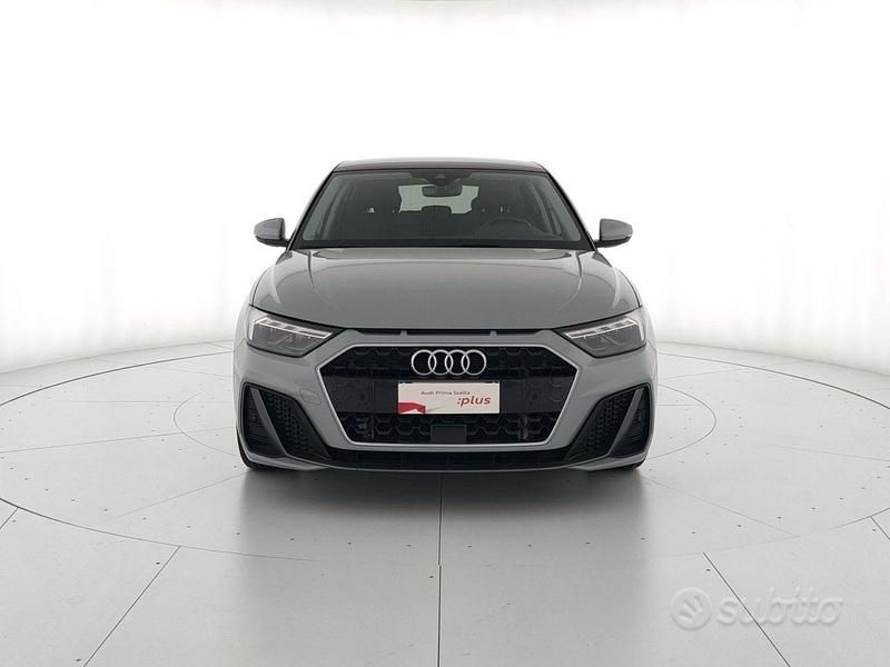 Usata Audi A1 Sportback S-Line 150 CV (110 kW) 2024 Grigio freccia perla nero mito Utilitaria