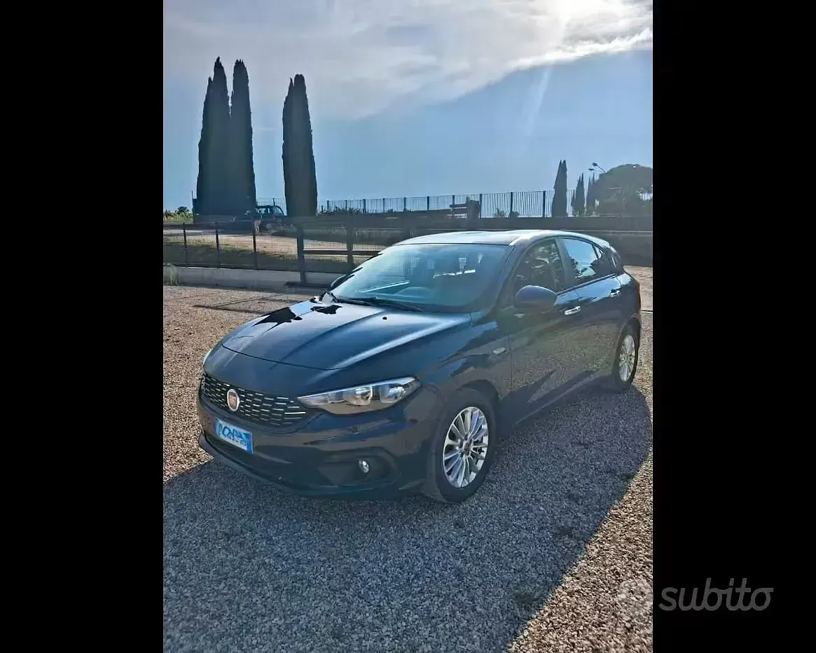 Usata Fiat Tipo Easy 120 CV (88 kW) 2018 Blu Berlina