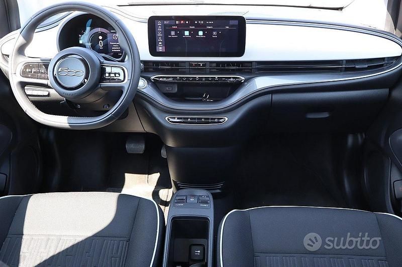 Usata Fiat 500e Pop 41 kW (57 CV) 2024 Bianco Berlina