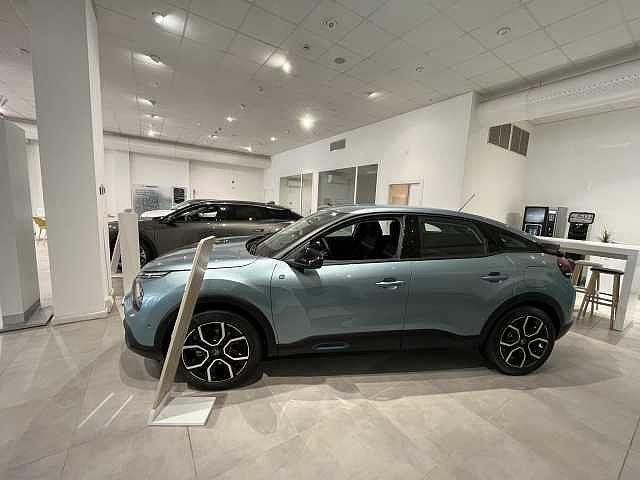 Usata Citroën e-C4 Feel 100 kW (136 CV) 2022 Blu Utilitaria