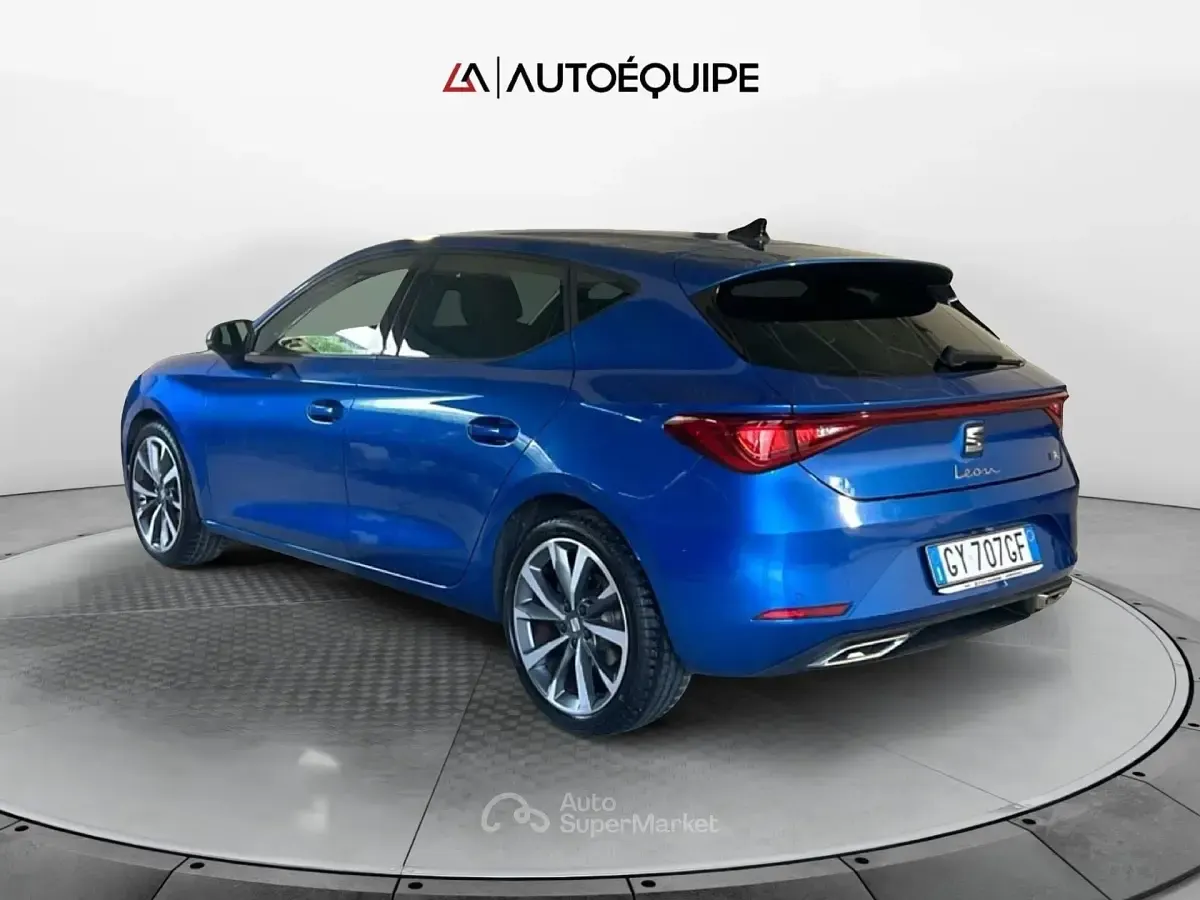 Nuova Seat Leon 116 CV (85 kW) 2026 Blu Berlina