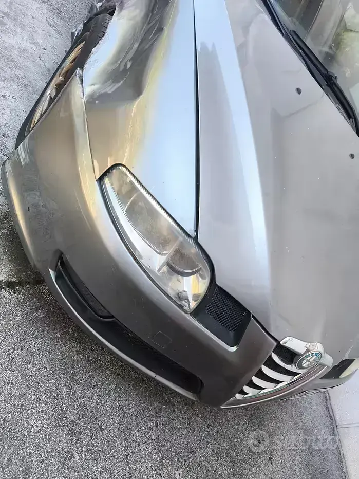 Usata Alfa Romeo GT 150 CV (110 kW) 2006 Coupé